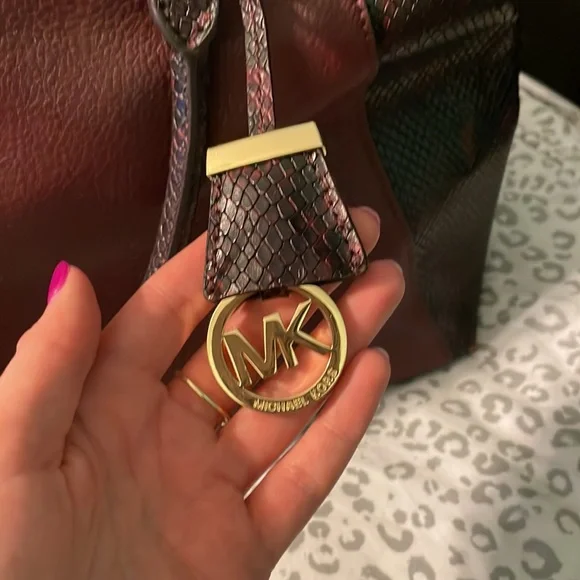 Michael kors burgundy snake print tote - Picture 2 of 4